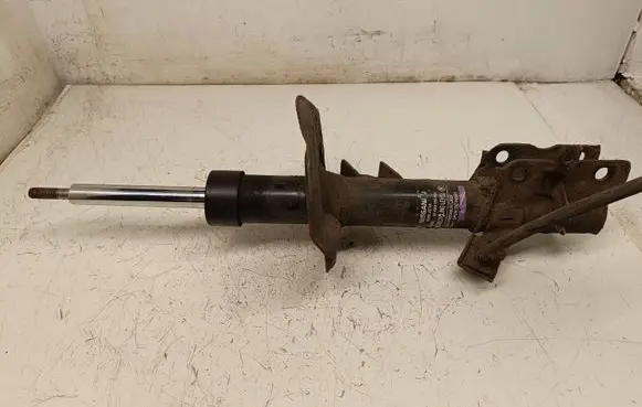 Nissan Qashqai Front shock absorber/damper
