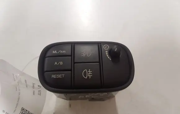 Jaguar S-Type Light switch 2R8311654