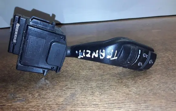 Ford Transit Wiper control stalk 17D940