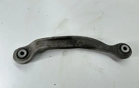Dodge Challenger Rear control arm 68210524AA