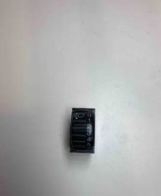 Toyota Land Cruiser (HDJ90) Headlight level height control switch 134056