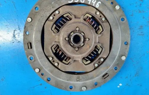 Toyota Prius (XW30) Clutch pressure plate 3127047040