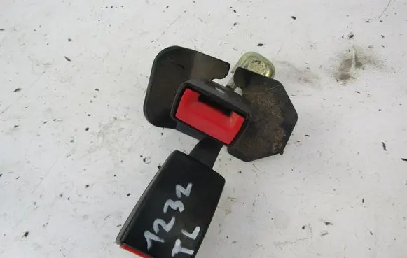 Audi A4 S4 B7 8E 8H Rear seatbelt buckle 