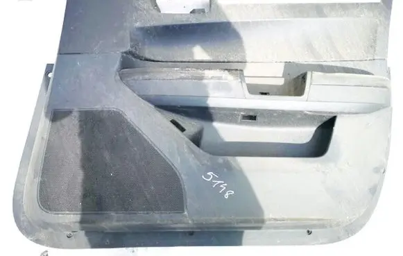 Chrysler 300 - 300C Front door card panel trim 100010626