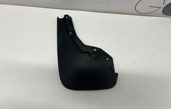 Volvo C40 Front mudguard 32351552