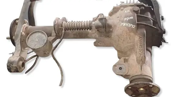 Mitsubishi Pajero Front differential MR453792