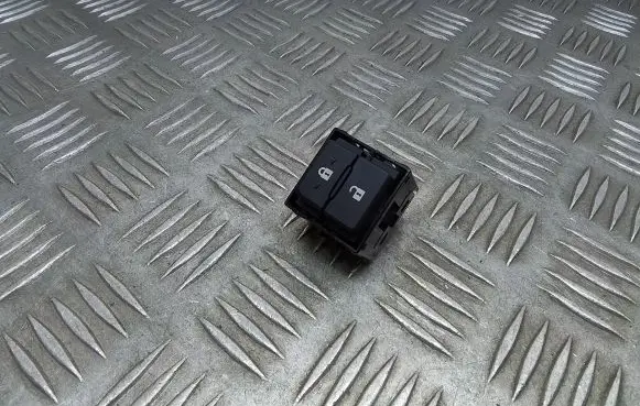 Lexus ES 250 - 300 - 330 Central locking switch button 193302