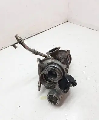 BMW 7 F01 F02 F03 F04 Turbo 757698508 0BB00451 8217195002