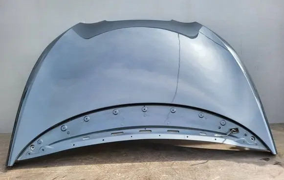 Seat Leon (1P) Engine bonnet/hood 1P0823031A