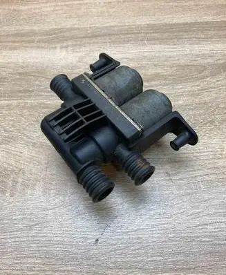 BMW 5 E39 Electric auxiliary coolant/water pump 8374995 1147412137 USED