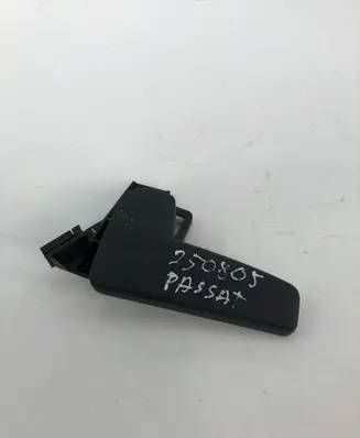 Volkswagen PASSAT B8 Engine bonnet (hood) release handle 6r1823533