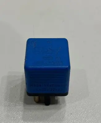 Mercedes-Benz C W202 Other relay 0015429919 4RA00412203