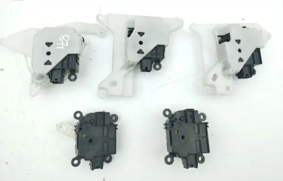 Mazda CX-30 Air flap motor/actuator 27730F531AG 27740F530AG
