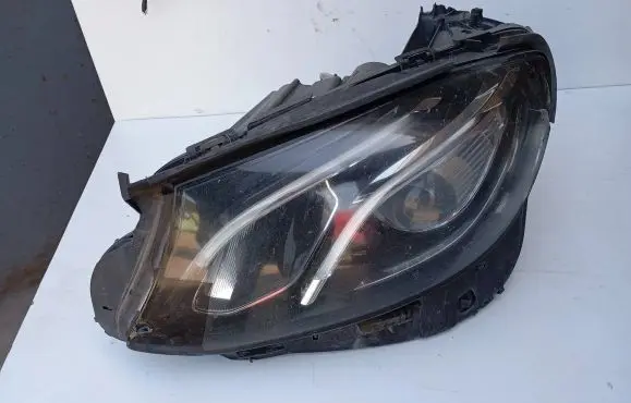 Mercedes-Benz E W213 Headlight/headlamp A2139063904