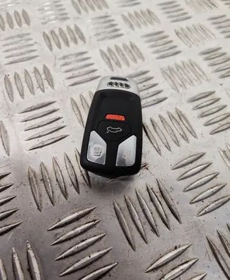 Audi Q7 4M Ignition key/card 4M0959754AA