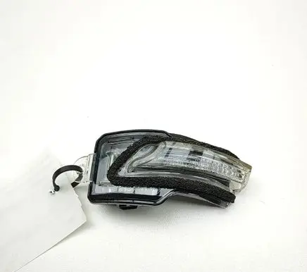 Lexus RX 450H Mirror indicator light 8174078010