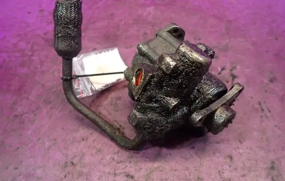 Renault Master II Power steering pump