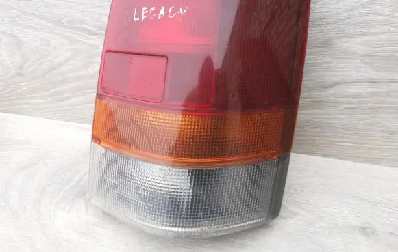 Subaru Legacy Rear/tail lights E806