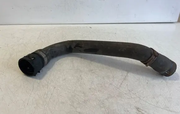 Mercedes-Benz Vito Viano W447 Engine coolant pipe/hose A4475010582