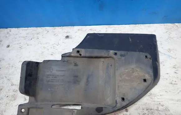 Jeep Wrangler Front bumper mounting bracket 68293879AB