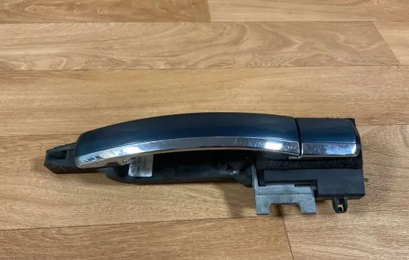Ford Mondeo Mk III Front door exterior handle 1S71F224A36