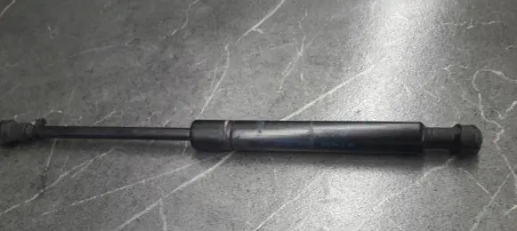 Ford Focus Tailgate strut 