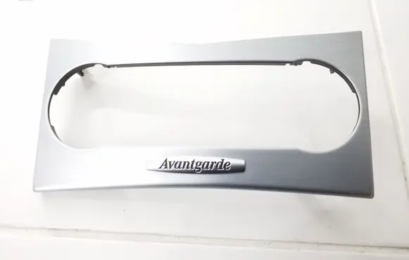 Mercedes-Benz C W204 Climate control/heater control trim A2046800490