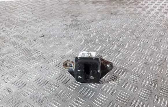 Honda CR-V Loading door lock EUK936110A
