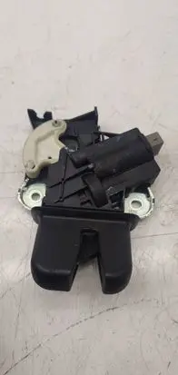 Audi A4 S4 B7 8E 8H Tailgate/trunk/boot lock/catch/latch 4F5827505D