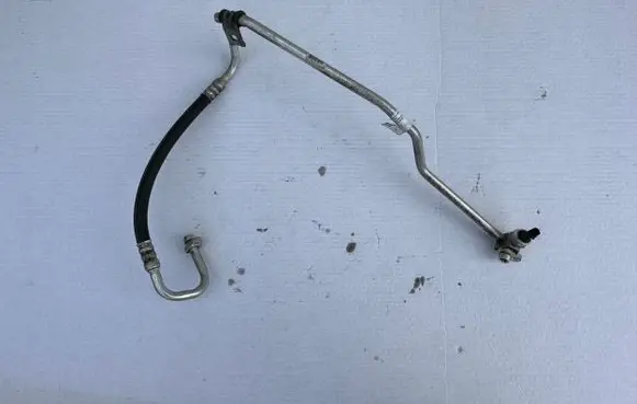 Renault Trafic III (X82) Air conditioning (A/C) pipe/hose