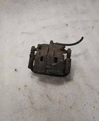 Nissan X-Trail T30 Front brake caliper