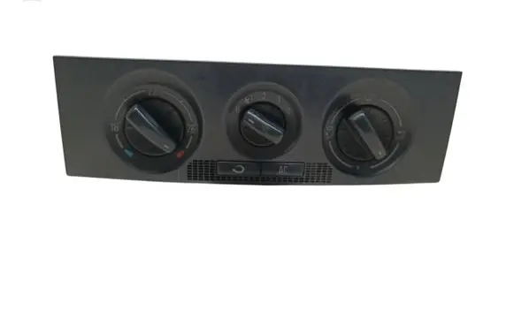 Skoda Fabia Mk1 (6Y) Climate control unit 6Y0820045C 901511760010