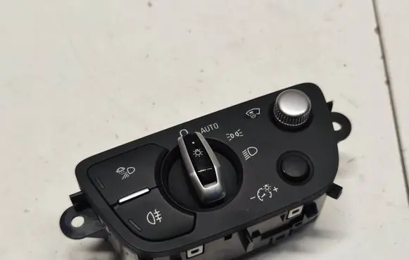 Audi Q7 4M Light switch 4M0941531AB 10137229 01080321