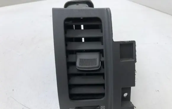Nissan X-Trail T31 Dashboard side air vent grill/cover trim 68750JG00B 68750JG00A