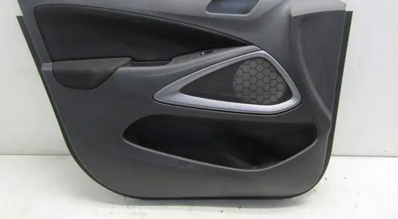 Opel Crossland X Front door card panel trim