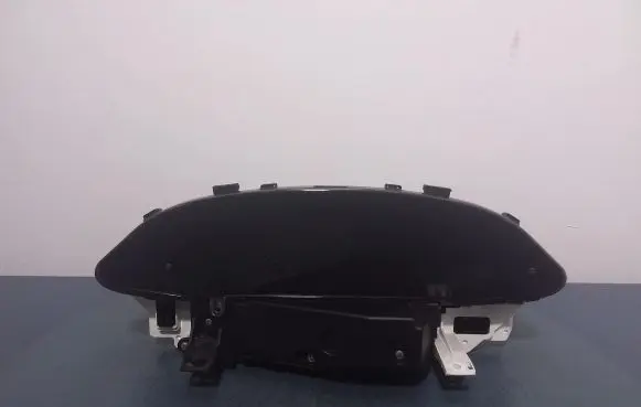 Toyota Yaris Speedometer (instrument cluster) 83800-52A70