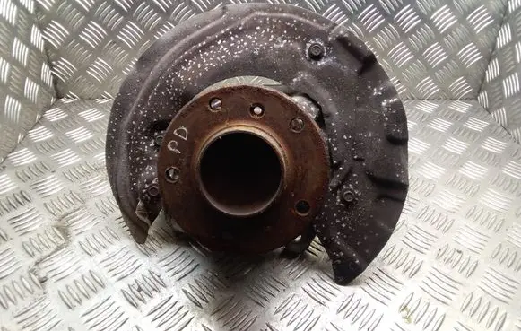 BMW 1 E81 E87 Front wheel hub 3121676444403