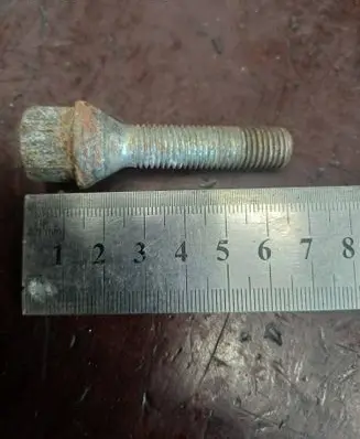 BMW 5 E39 Nuts/bolts 