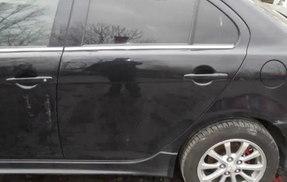 Mitsubishi Lancer VIII Rear door