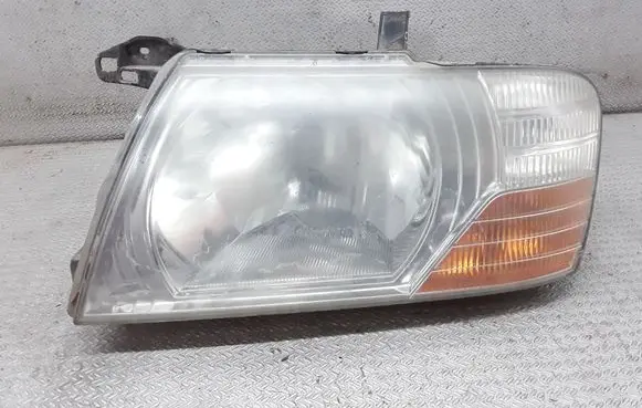 Mitsubishi Pajero Headlight/headlamp