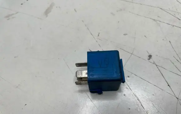 BMW 3 E46 Other relay 6136 8364581 23134J59313