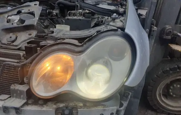 Mercedes-Benz C W203 Headlight/headlamp A2038203761 0301166275 130329088