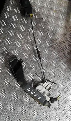 Ford Focus Front door lock