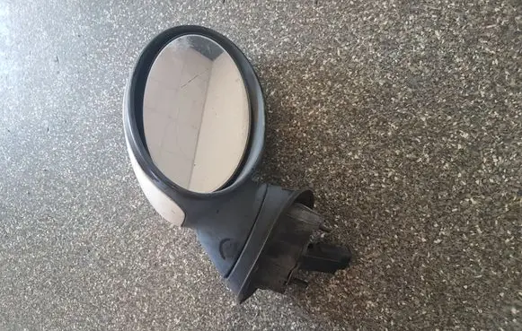 Mini One - Cooper R50 - 53 Front door electric wing mirror