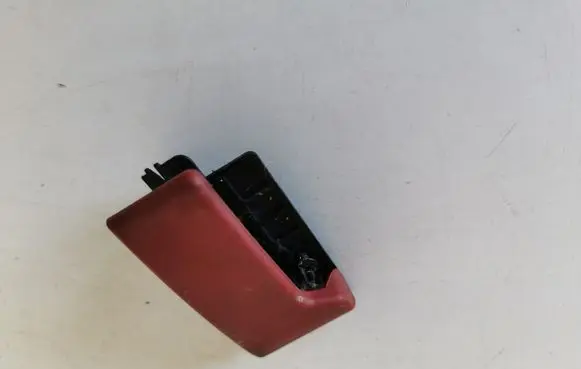 Mercedes-Benz E W211 Engine bonnet (hood) release handle