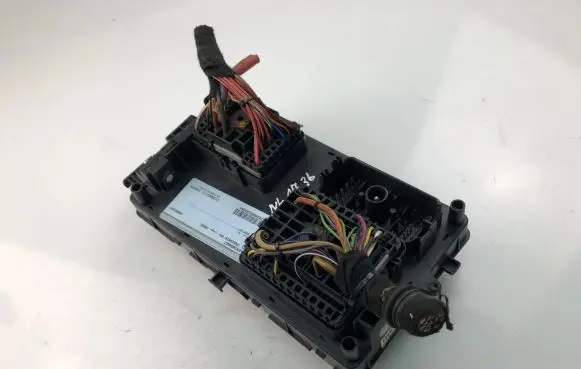 Opel Insignia A Fuse box set 13275877