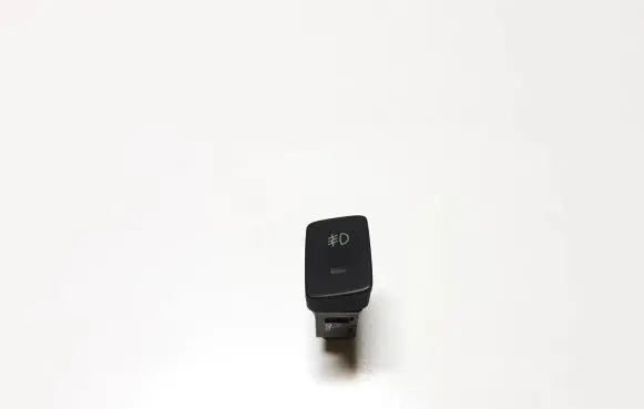 Fog light switch
