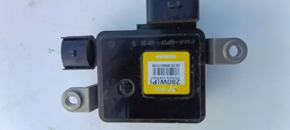 Hyundai Kona I Fan control module 