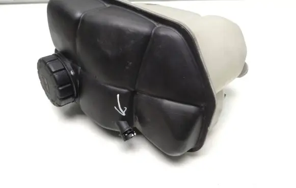 Mercedes-Benz E W211 Coolant expansion tank/reservoir 2115000049 2105010715
