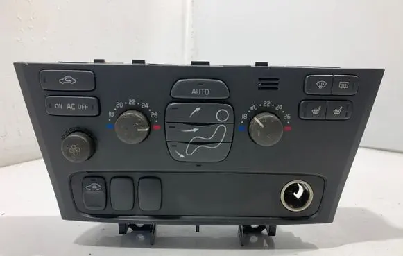 Volvo V70 Climate control unit 7923